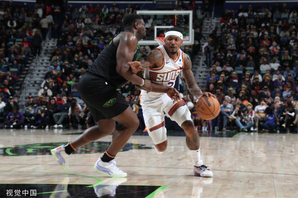 这使得他的 这使得他的