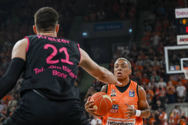 还积极组织 还积极组织