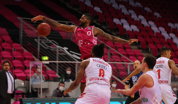 狭窄空间内 狭窄空间内